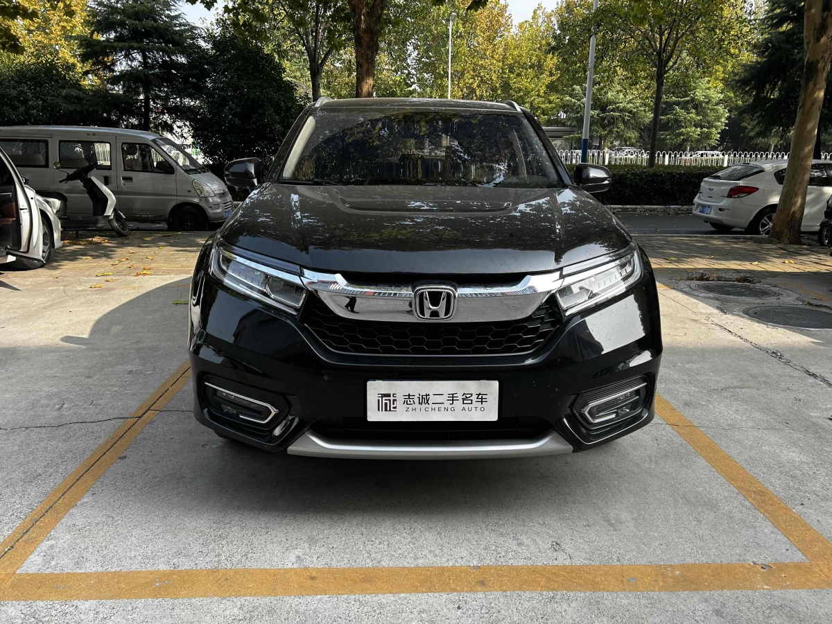 本田 冠道  2023款 370TURBO 四驅(qū)尊享版圖片