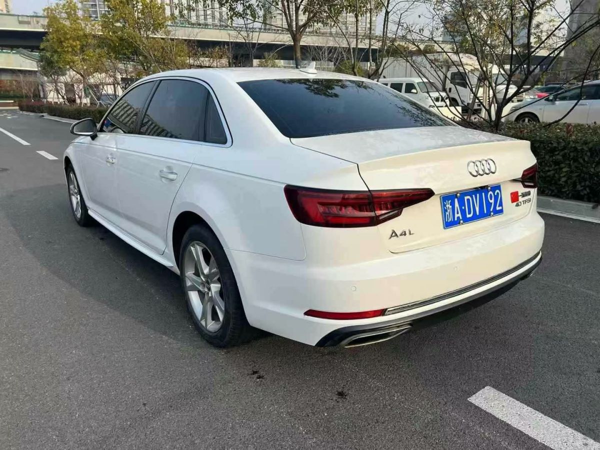 奧迪 奧迪A4L  2020款 35 TFSI 時(shí)尚動(dòng)感型圖片