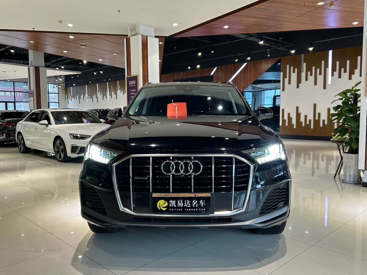 奥迪 奥迪Q7  2021款 55 TFSI quattro S line运动型图片