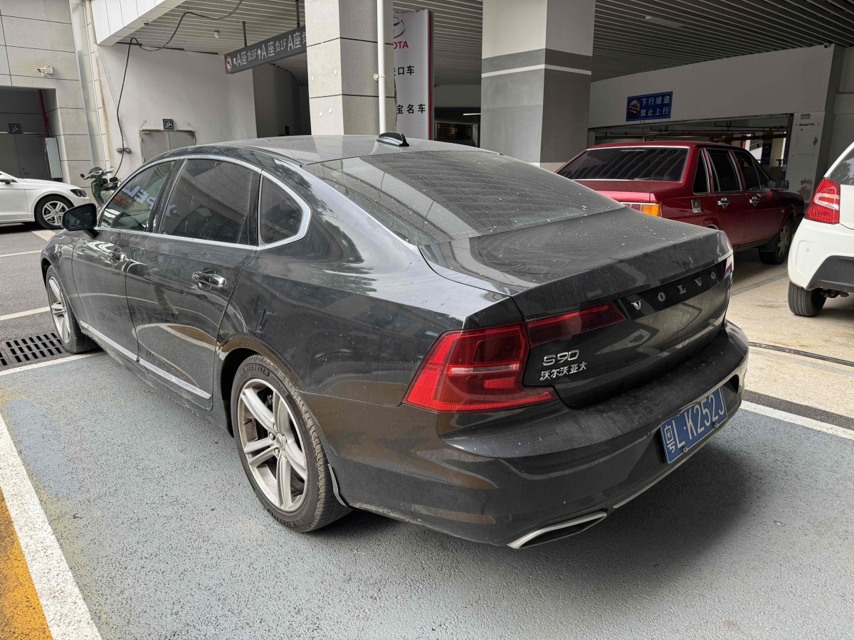 沃爾沃 S90  2019款 T5 智逸版圖片