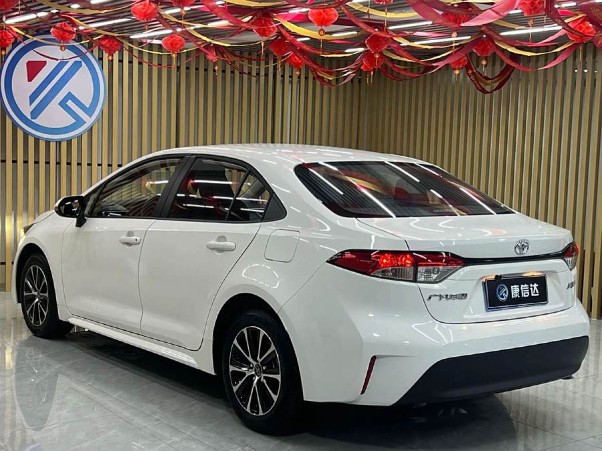 豐田 雷凌  2021款 TNGA 1.5L CVT進(jìn)取版圖片