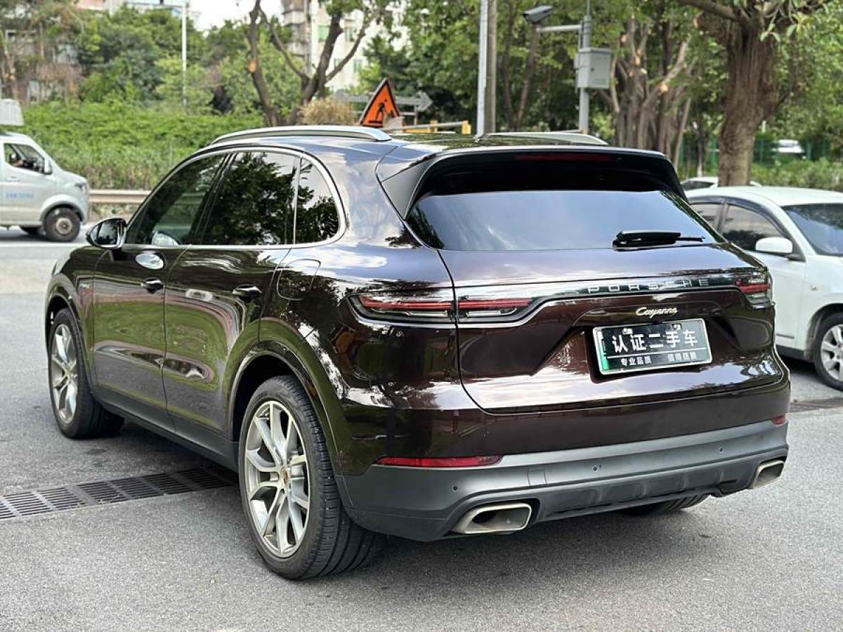 2021年9月保時(shí)捷 Cayenne新能源  2021款 Cayenne E-Hybrid 2.0T