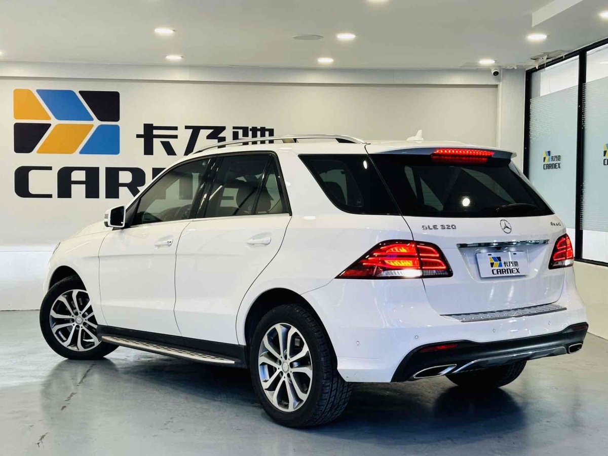 奔馳 奔馳GLE  2016款 GLE 320 4MATIC 動感型圖片