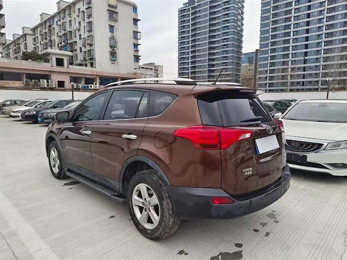 豐田 RAV4榮放  2013款 2.5L 自動(dòng)四驅(qū)精英版圖片