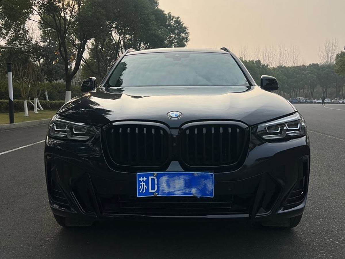 寶馬 寶馬X3  2022款 改款 xDrive30i 領(lǐng)先型 M曜夜套裝圖片