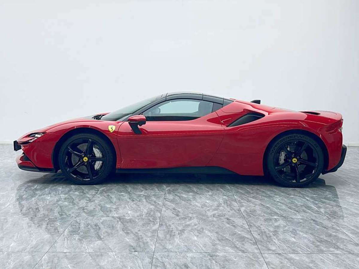 2022年9月法拉利 SF90 Stradale  2021款 3.9T V8 Spider