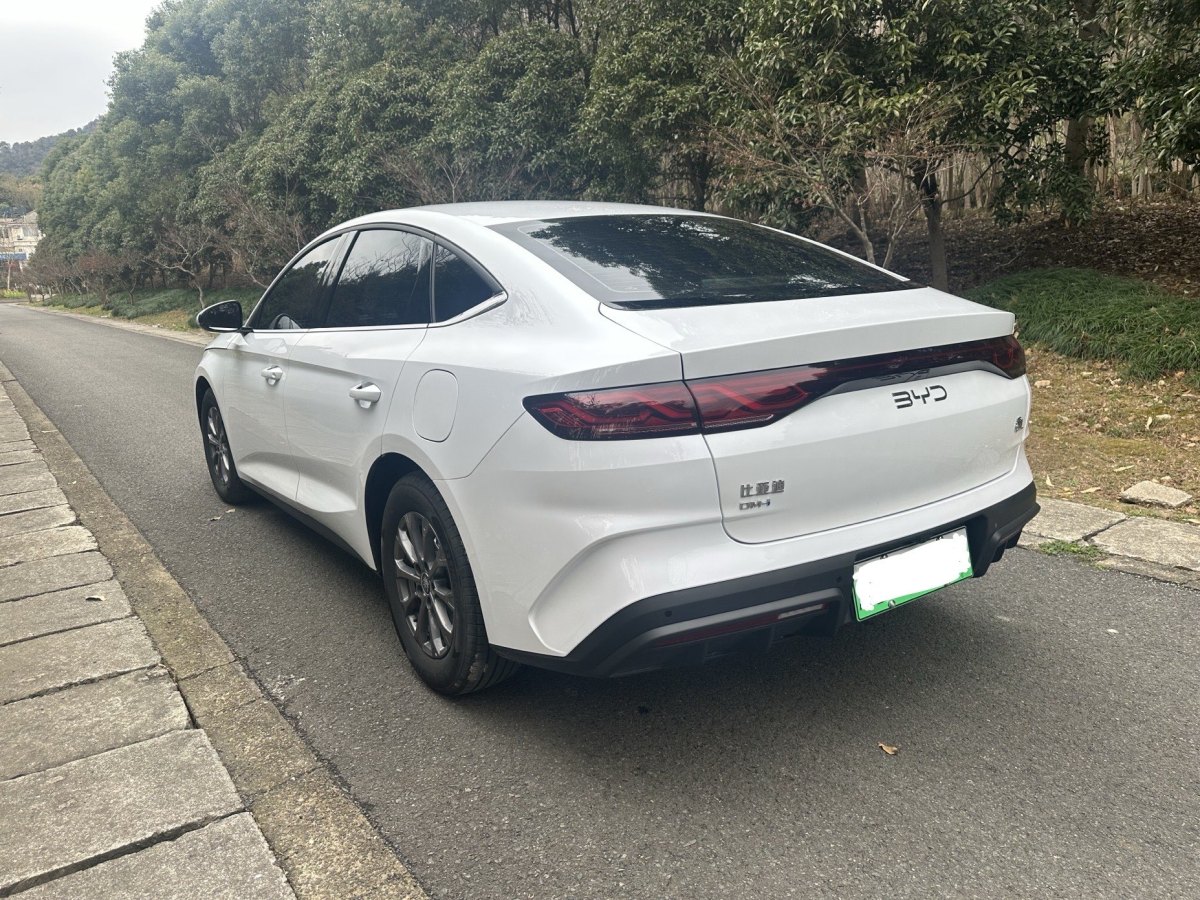 比亞迪 秦L  2024款 DM-i 80KM領(lǐng)先型圖片