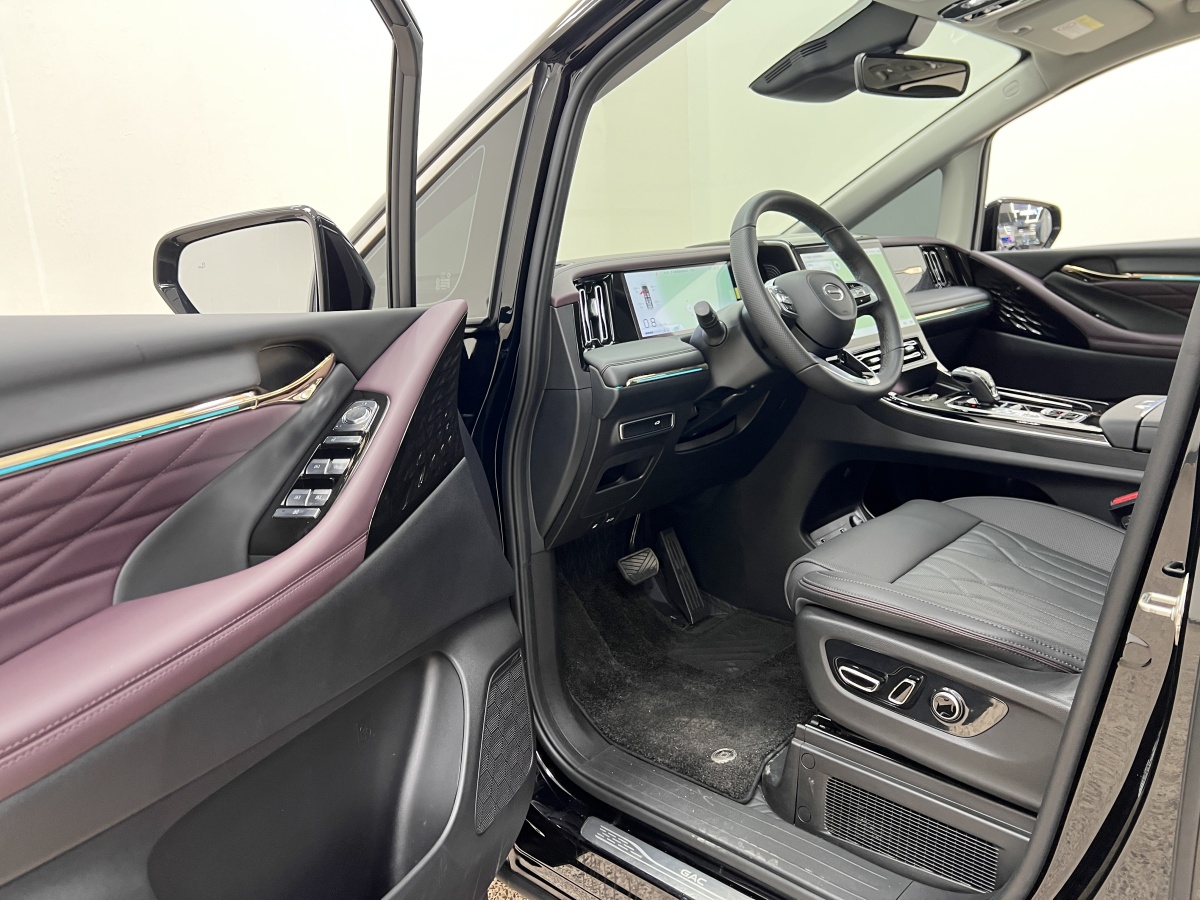 廣汽傳祺 M8  2024款 宗師系列 400T 至尊版圖片
