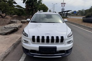 自由光 Jeep 2.4L 专业版