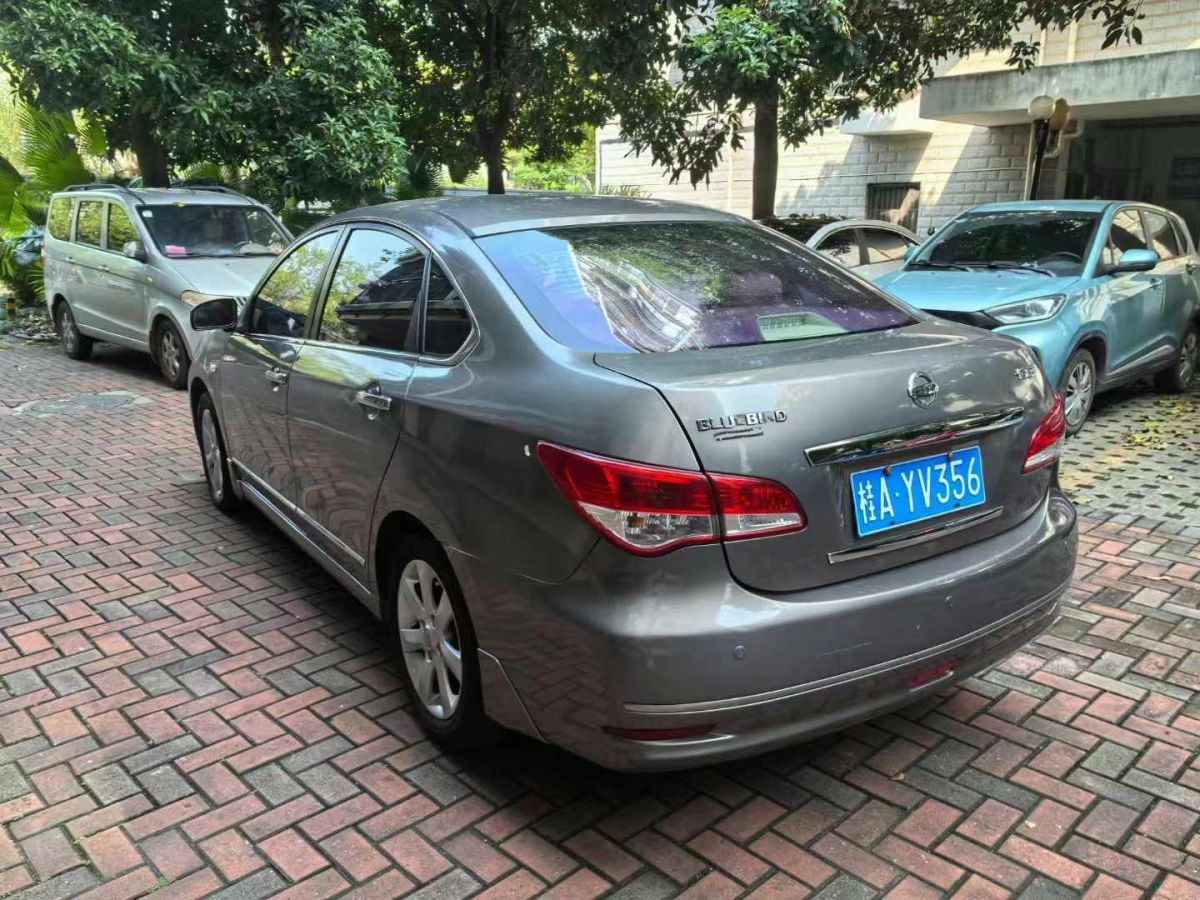 日產(chǎn) 軒逸  2009款 1.6XE 手動舒適版圖片