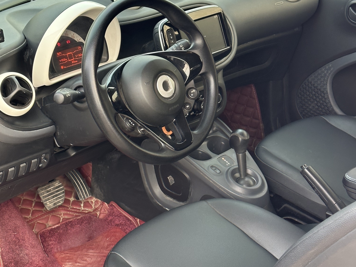 smart fortwo  2015款 1.0L 52千瓦硬頂靈動版圖片