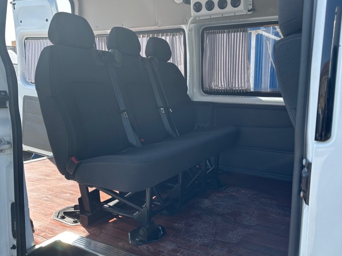 6座二台：2021年新时代Pro 小型客车：手自一体档：图片