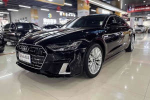 奥迪A7L 奥迪 45TFSI S-line 筑梦型 流晶套装