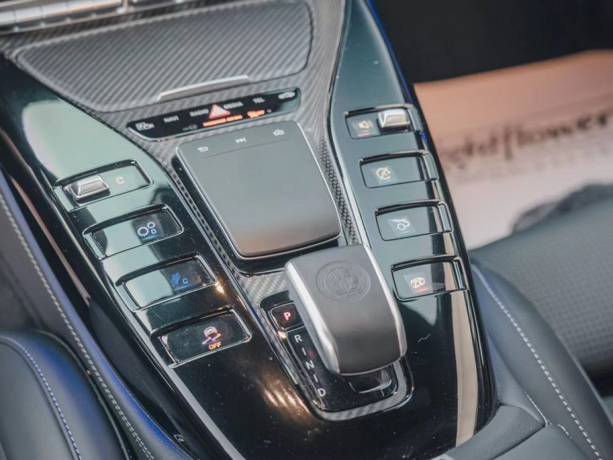 奔驰 奔驰AMG GT  2020款 AMG GT 63 S 4MATIC+ 四门跑车图片