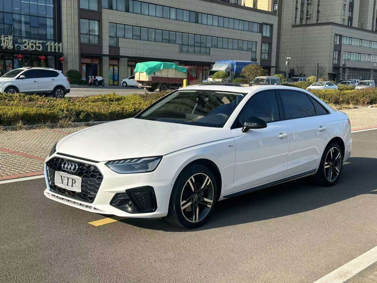 奧迪 奧迪A4L  2022款 40 TFSI 豪華動感型圖片