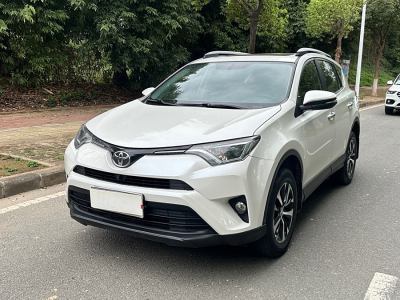 2017年9月 丰田 RAV4荣放 2.0L CVT两驱风尚版图片