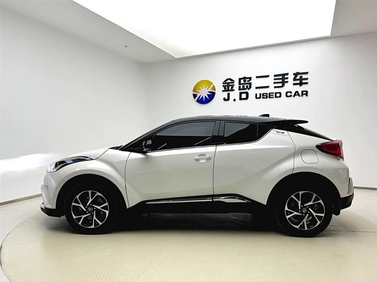 豐田 C-HR  2018款 2.0L 領(lǐng)先天窗版 國V圖片