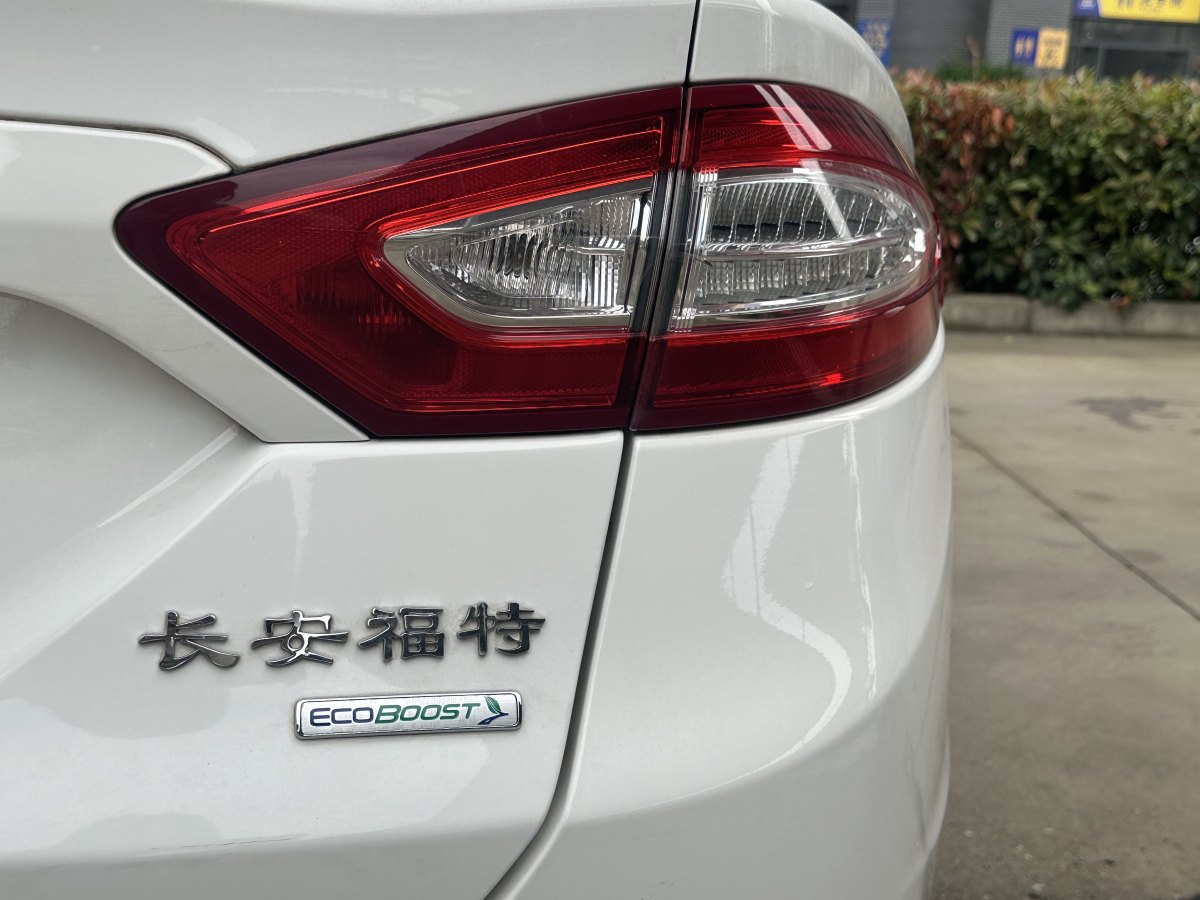 福特 蒙迪歐  2013款 1.5L GTDi180時(shí)尚型圖片