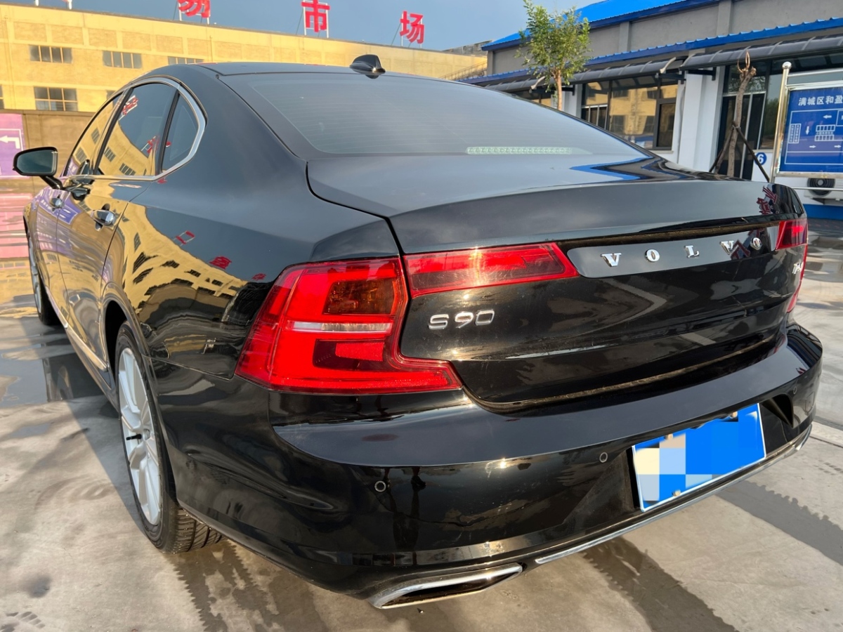 沃尔沃 S90  2020款  T5 智逸豪华版图片