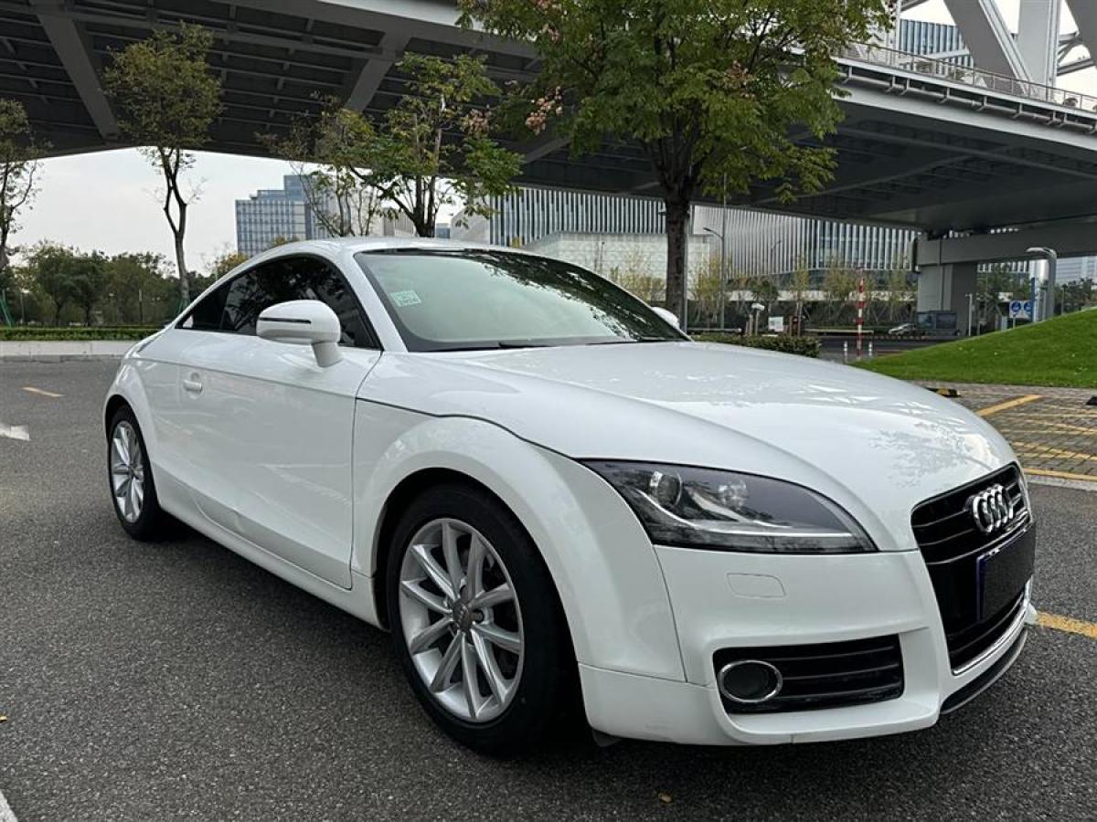 2011年12月奧迪 奧迪TT  2011款 TT Coupe 2.0TFSI