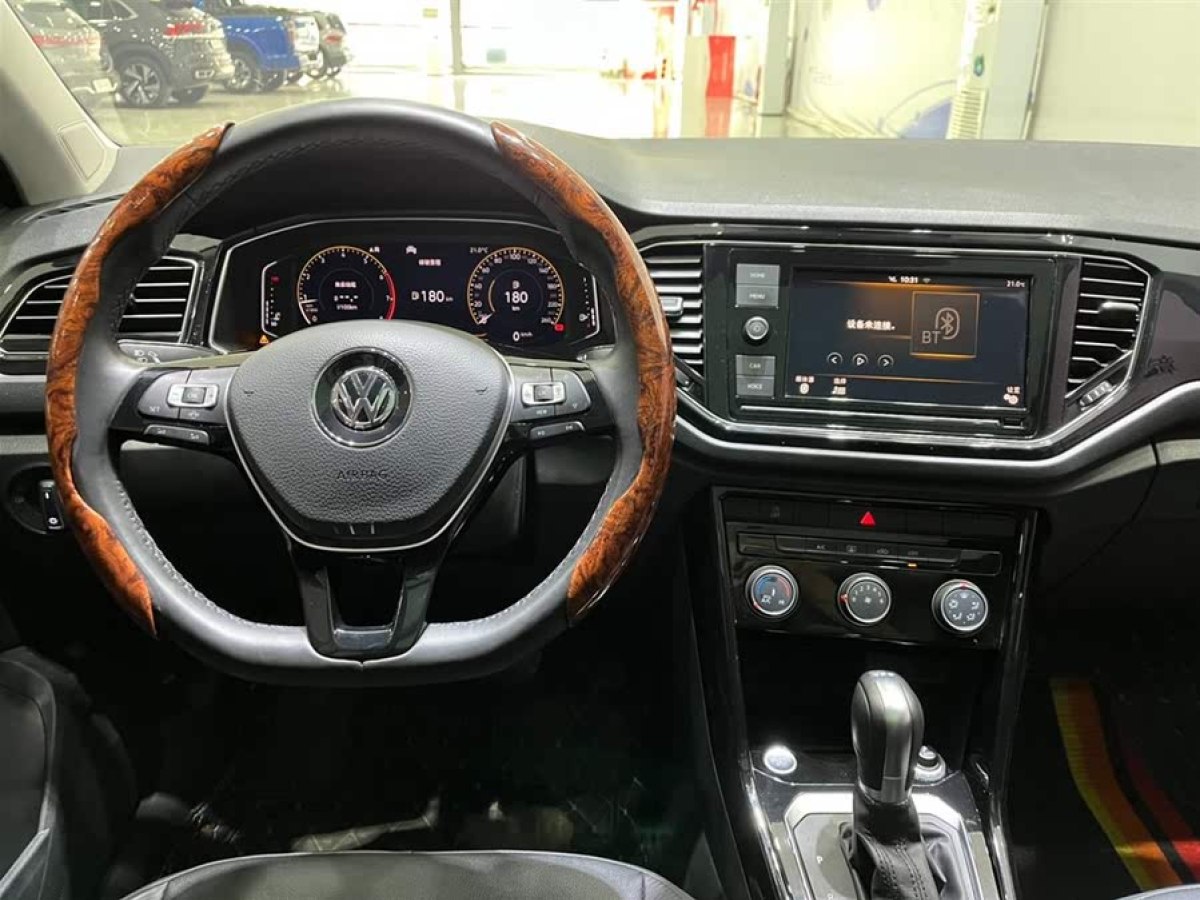 大眾 T-ROC探歌  2020款 280TSI DSG兩驅(qū)舒適型圖片