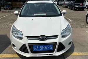 ?？怂?福特 兩廂經(jīng)典 1.8L 手動(dòng)酷白典藏版