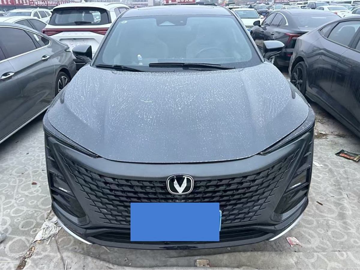 長(zhǎng)安 UNI-T  2022款 1.5T 旗艦型圖片