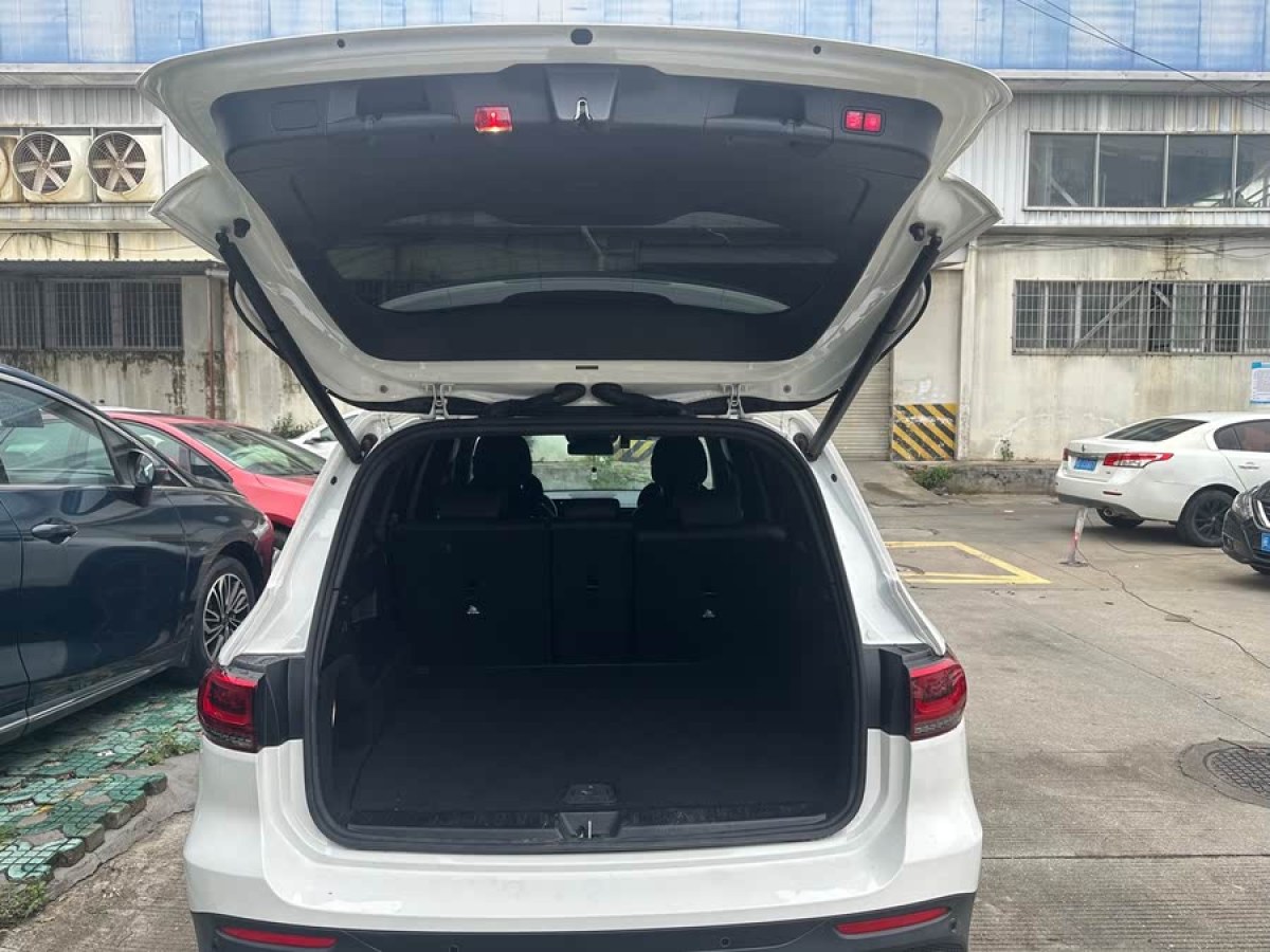 奔馳 奔馳GLB AMG  2021款 改款 AMG GLB 35 4MATIC圖片