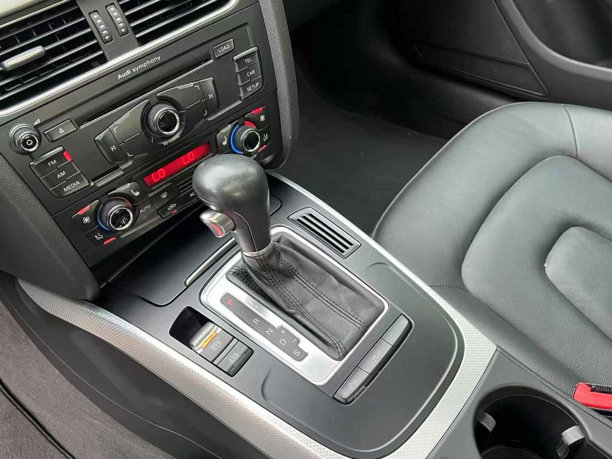 奧迪 奧迪A4L  2011款 1.8 TFSI 舒適型圖片