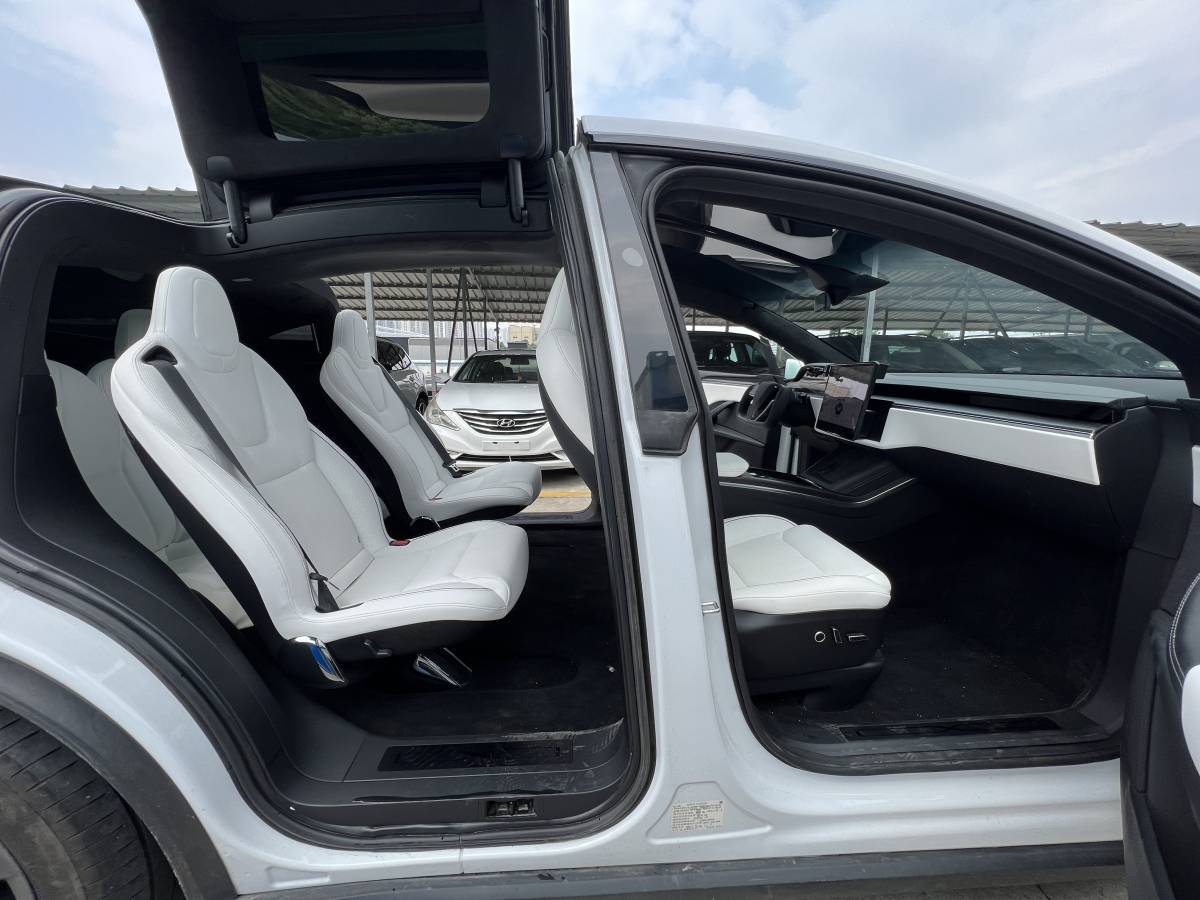 特斯拉 Model X  2023款 三電機(jī)全輪驅(qū)動 Plaid版圖片