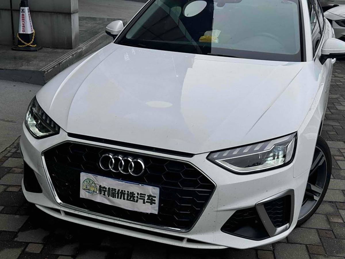 奧迪 奧迪A4L  2020款 40 TFSI 豪華動感型圖片