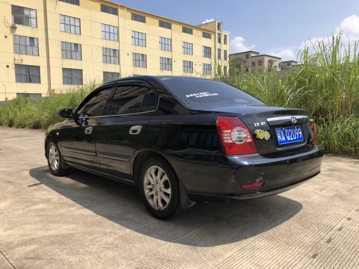 2010年7月現代 伊蘭特 2011款 1.6l 手動舒適型