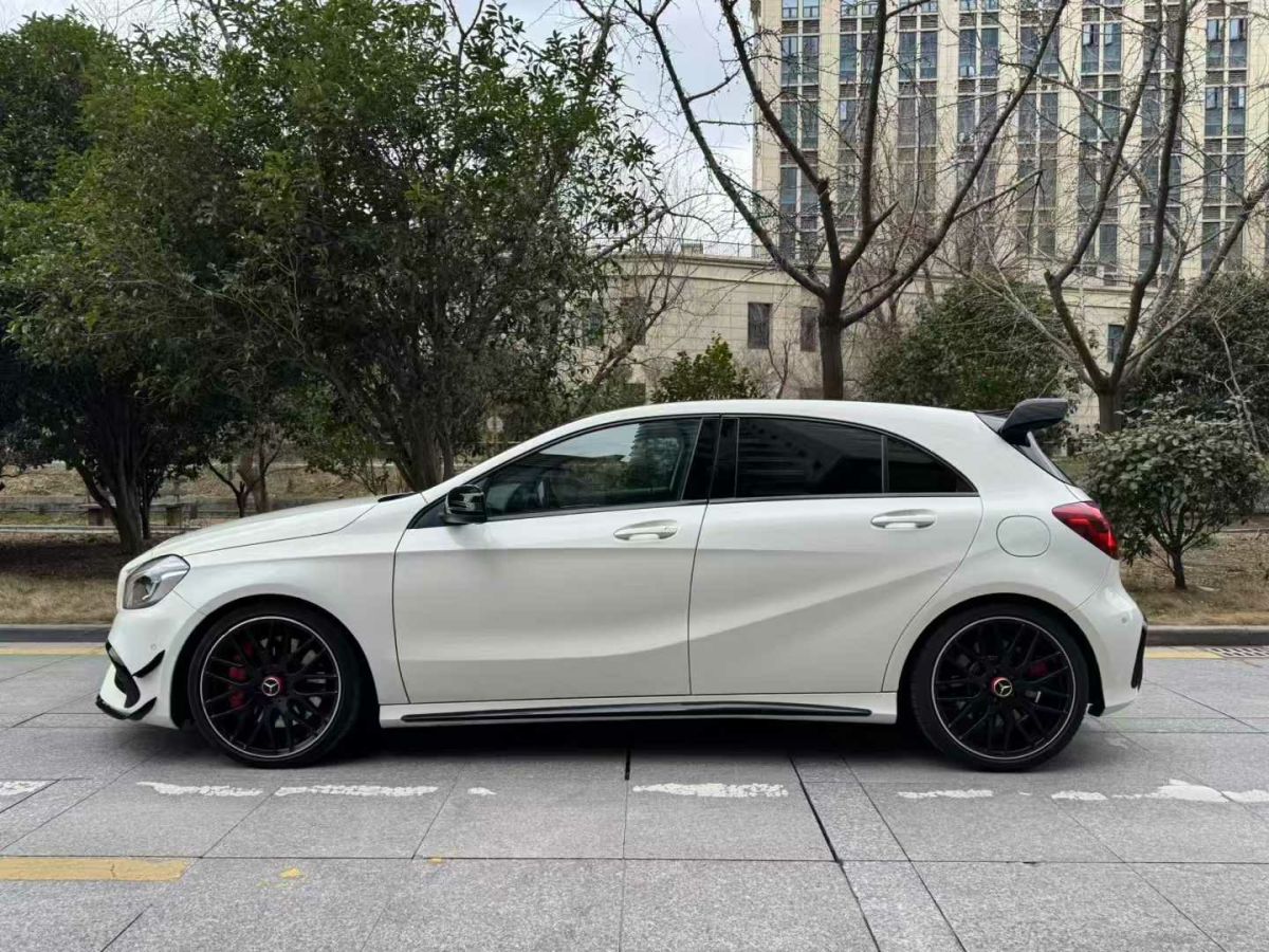 奔馳 奔馳A級AMG  2018款 AMG A 45 4MATIC 臻藏版圖片