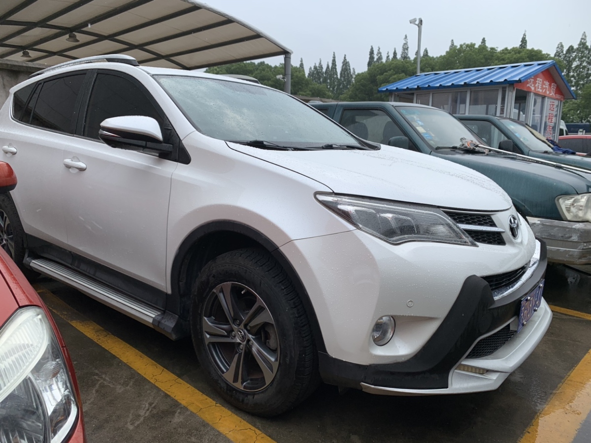 豐田 RAV4  2015款 2.0L CVT風尚版圖片