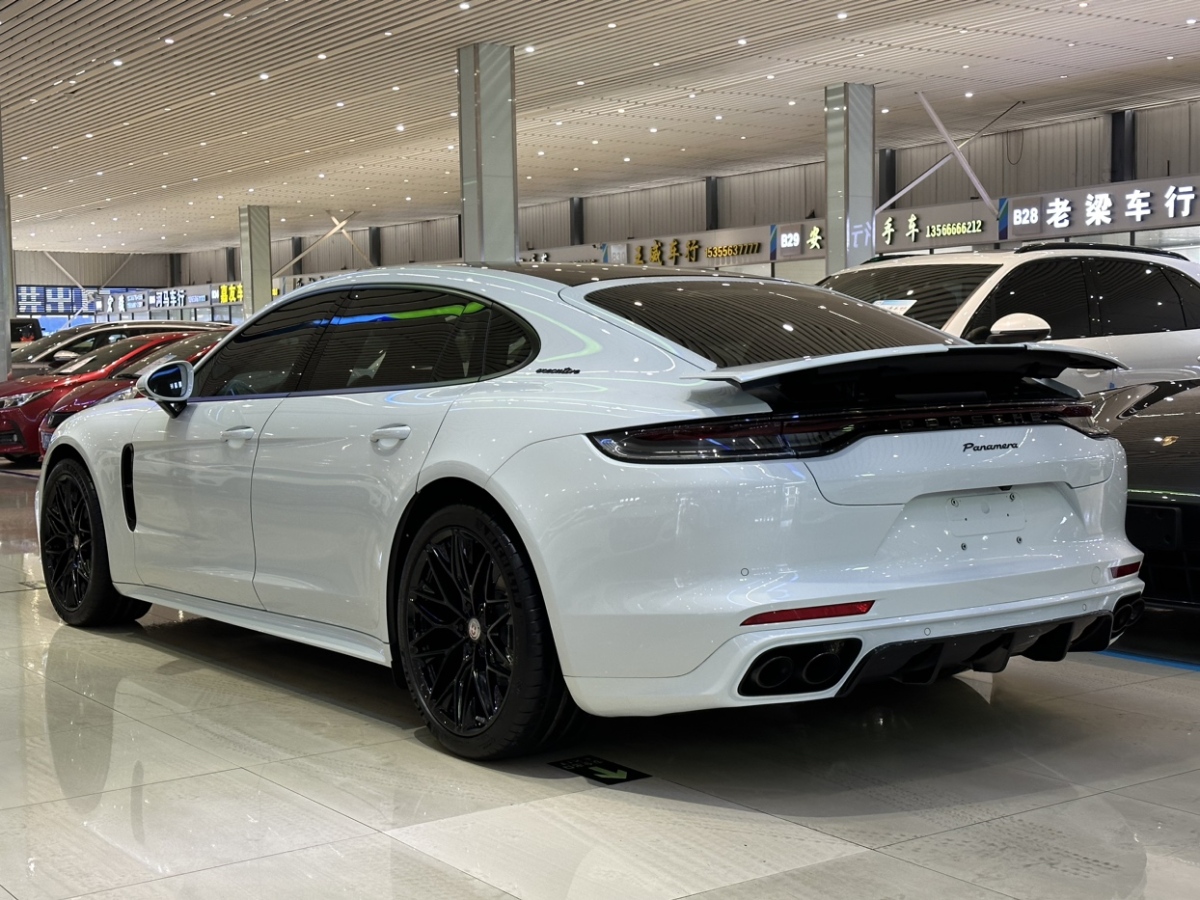 保时捷 Panamera  2023款 Panamera 行政加长铂金版 2.9T图片