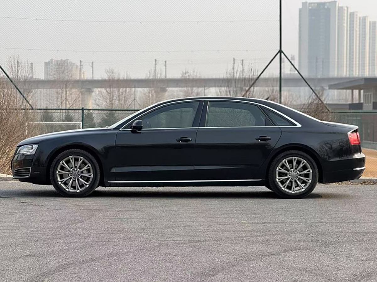 奧迪 奧迪A8  2012款 A8L 45 TFSI quattro豪華型圖片