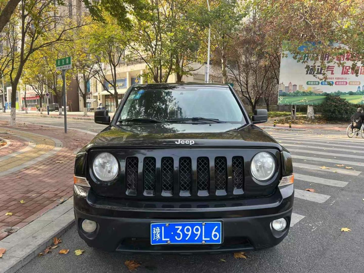 Jeep 自由客 圖片