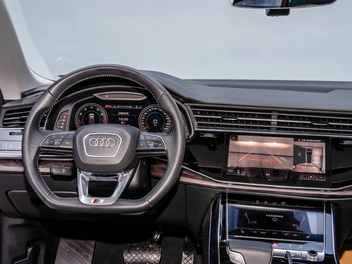 奧迪Q8 2019款 55TFSI 豪華動感型圖片