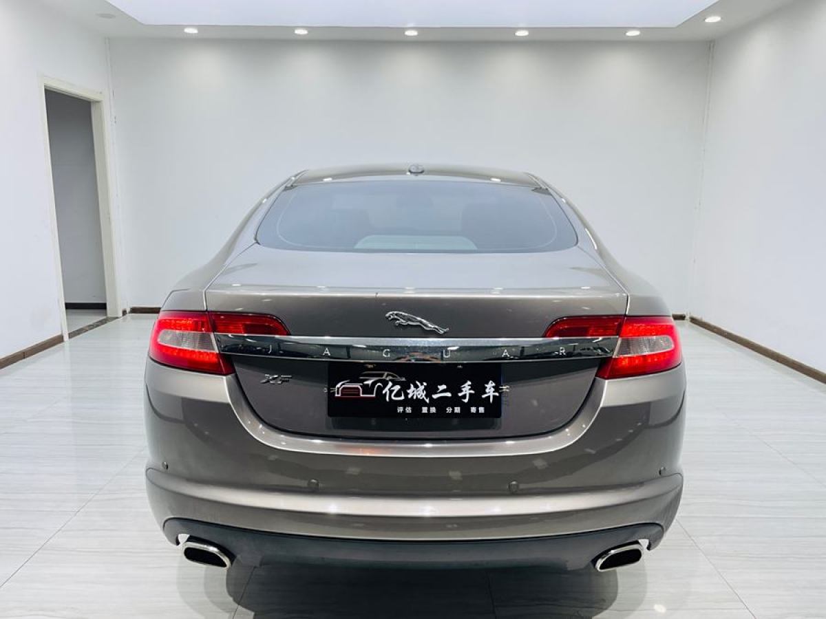 捷豹 XF  2009款 XF 3.0L V6豪華版圖片