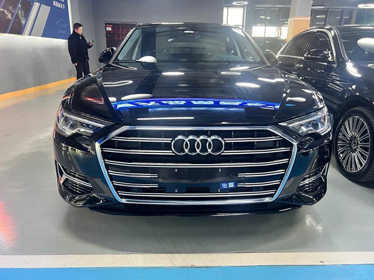 奧迪 奧迪A6L  2021款 45 TFSI quattro 臻選動(dòng)感型圖片