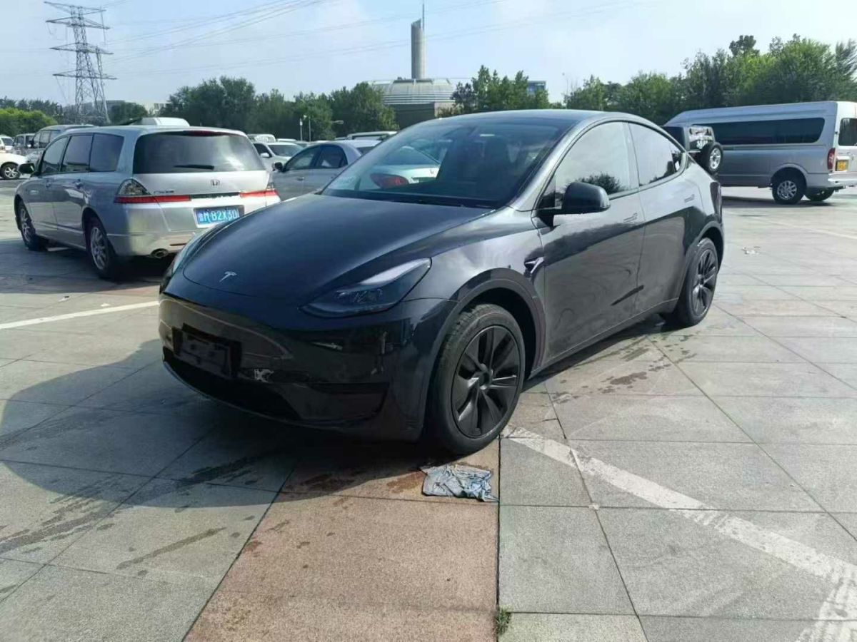 特斯拉 Model S  2023款 三電機(jī)全輪驅(qū)動(dòng) Plaid版圖片