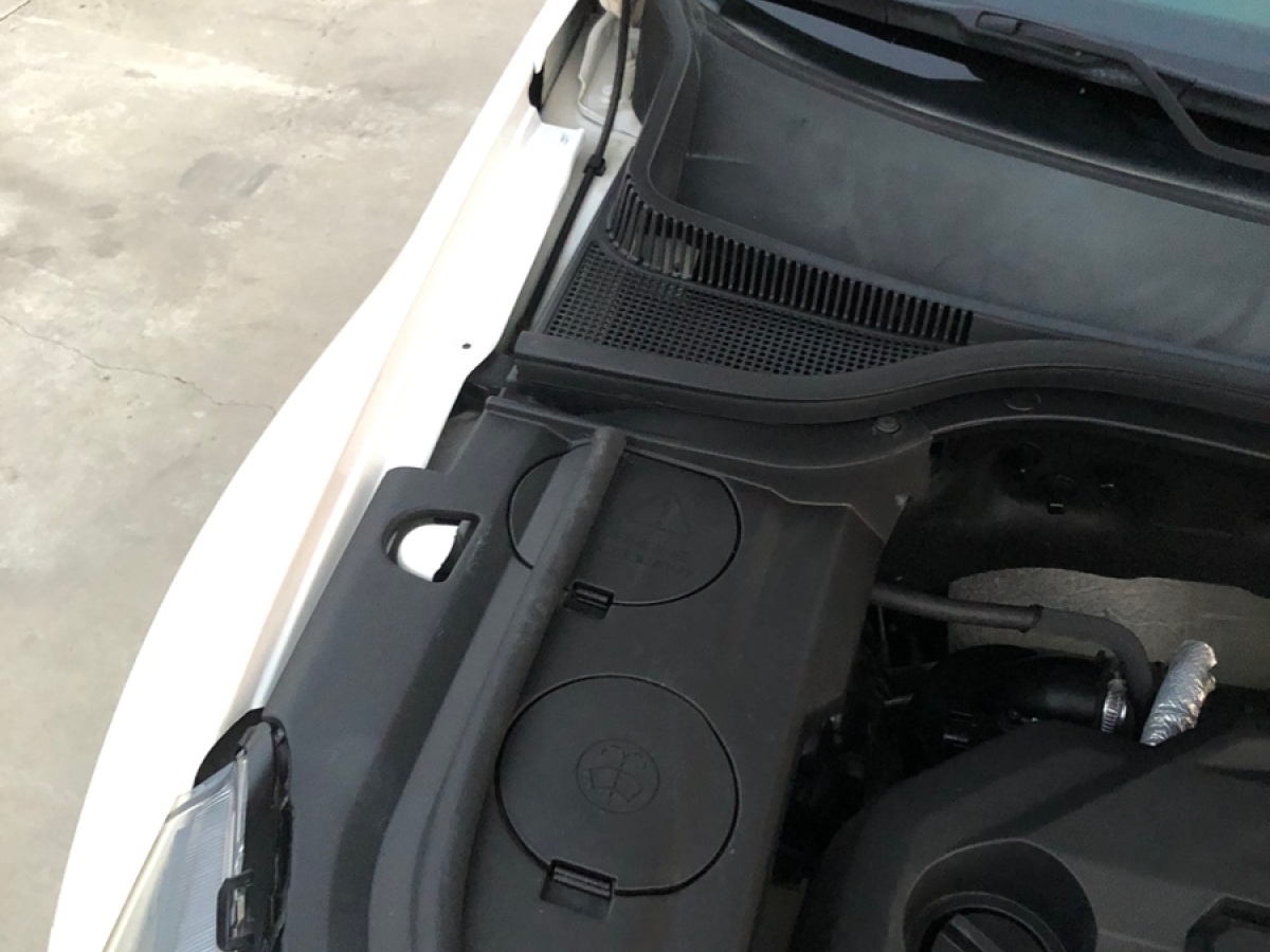 驭胜 S330  2016款 1.5L GTDi 手动两驱舒适版图片