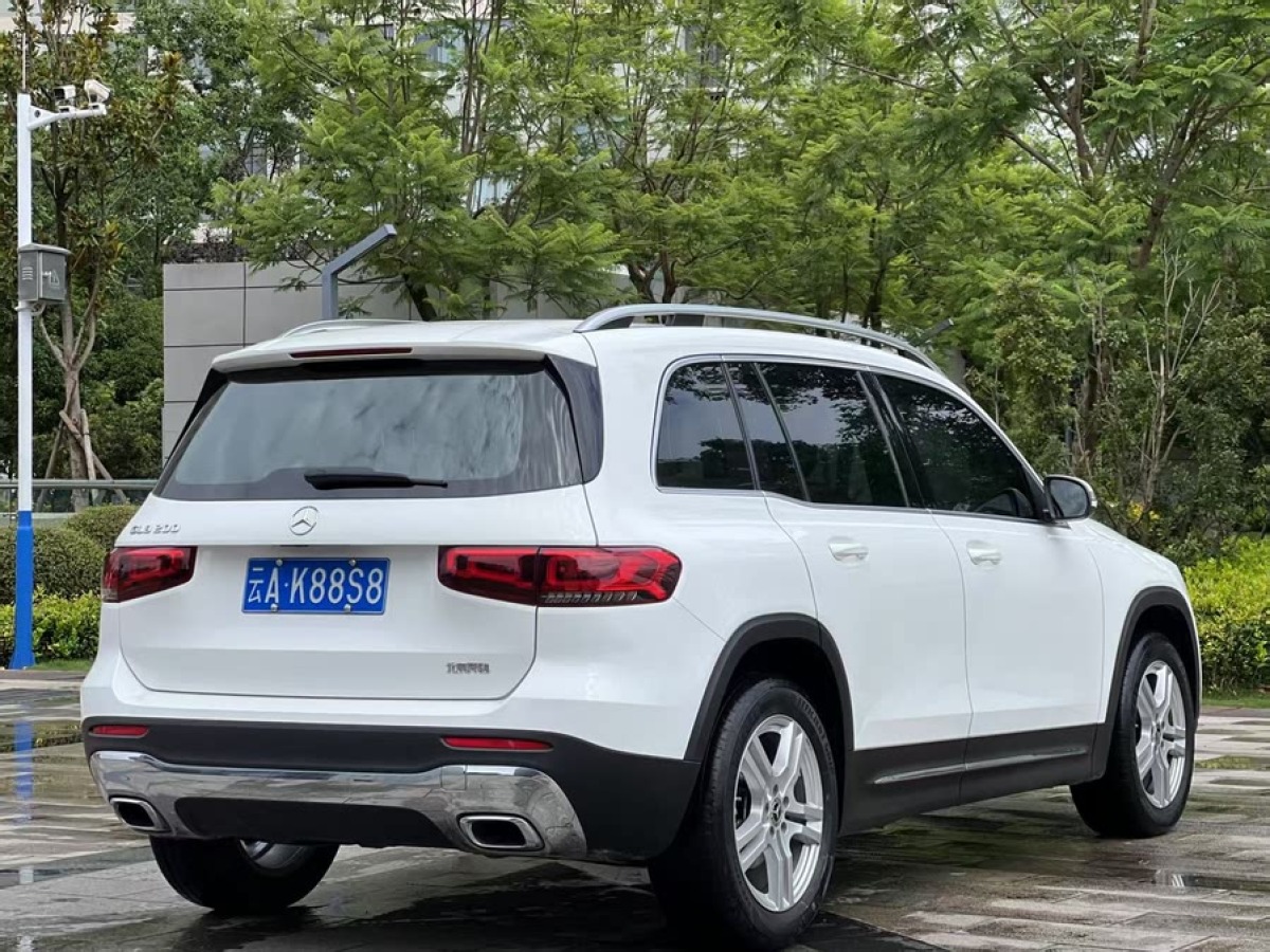 奔馳 奔馳GLB  2022款 改款 GLB 200 動感型圖片