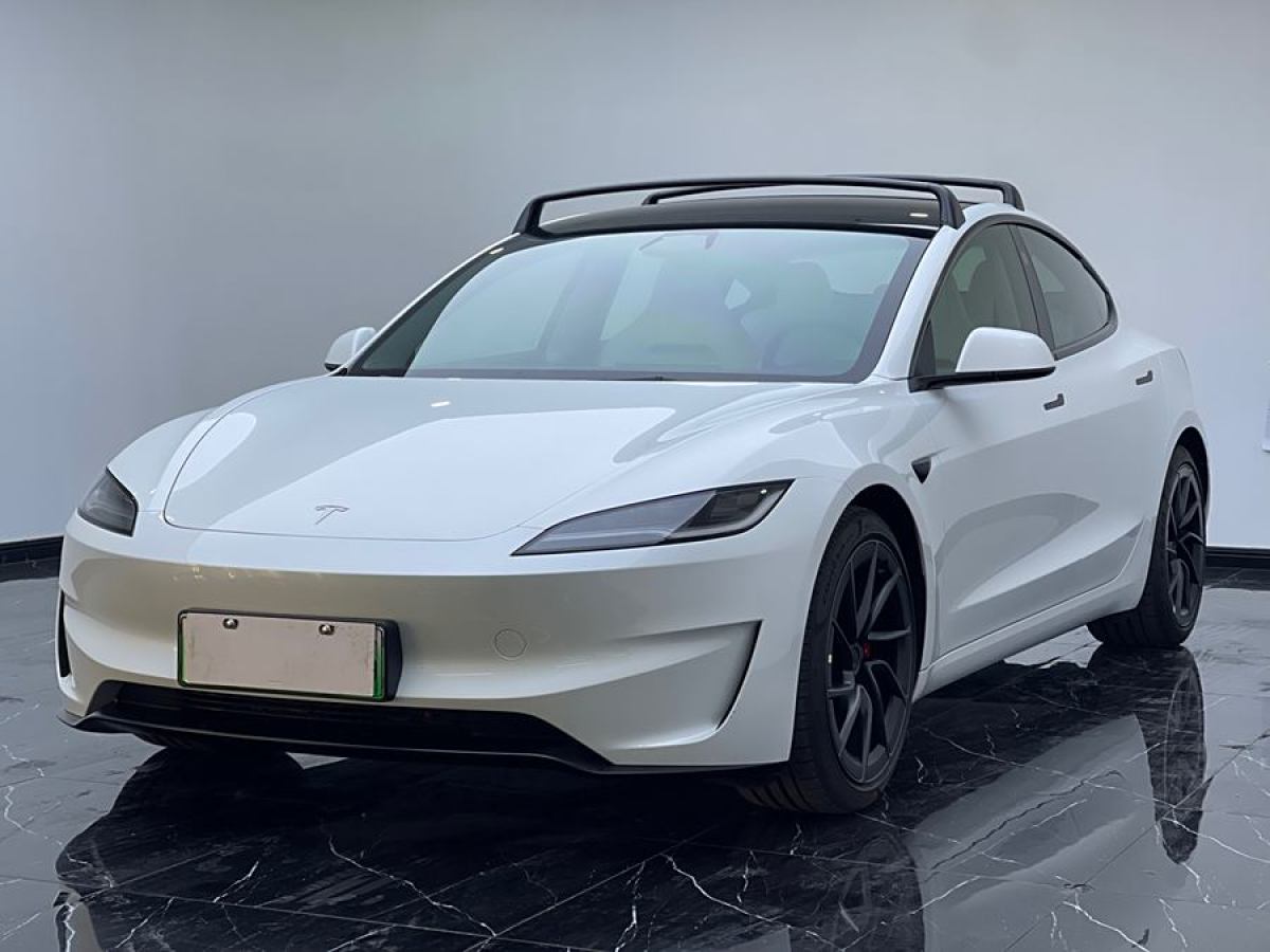 特斯拉 Model 3  2024款 高性能全輪驅(qū)動版圖片