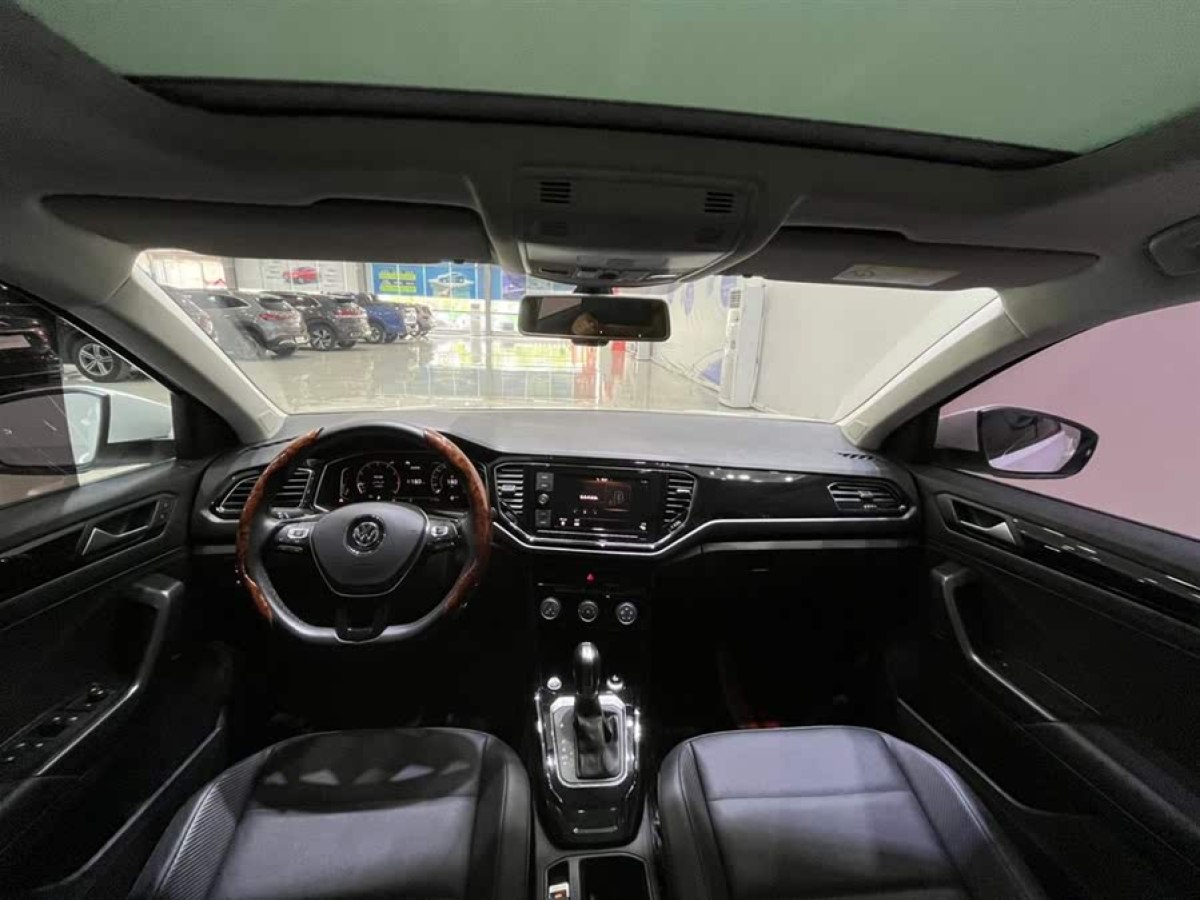 大眾 T-ROC探歌  2020款 280TSI DSG兩驅(qū)舒適型圖片