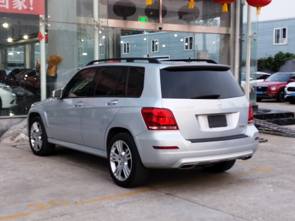 奔驰 奔驰GLK级  2014款 GLK 260 4MATIC 动感型图片