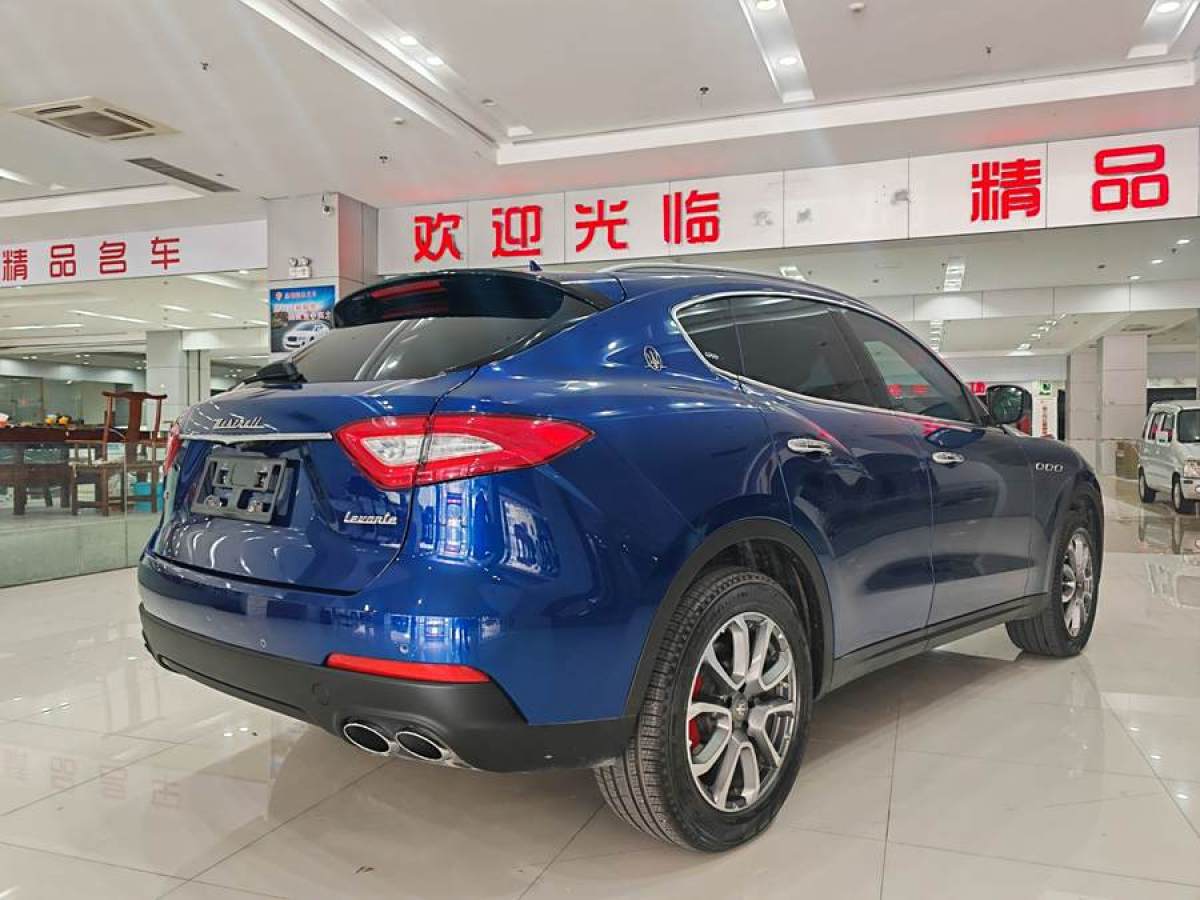 瑪莎拉蒂 Levante  2019款 3.0T 350Hp 標(biāo)準(zhǔn)版 國(guó)VI圖片