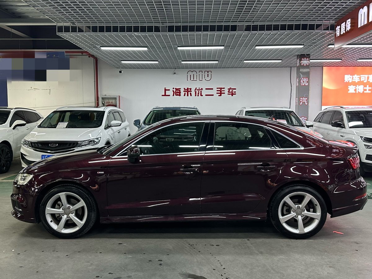 奧迪 奧迪A3  2018款 30周年年型 Limousine 35 TFSI 時(shí)尚型圖片