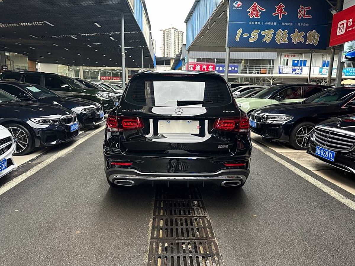 2022年9月奔馳 奔馳GLC  2022款 改款 GLC 300 L 4MATIC 動感型臻藏版