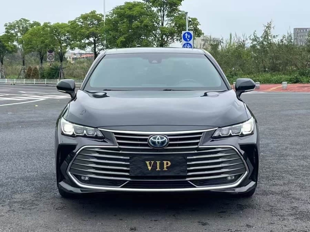 豐田 亞洲龍  2019款 雙擎 2.5L 豪華版 國(guó)V圖片